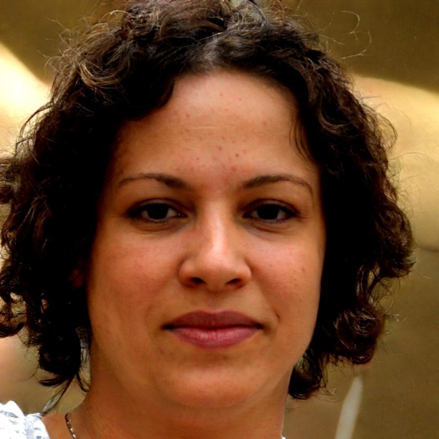 Persönliche Lernberaterin für individuelle Kursanpassung